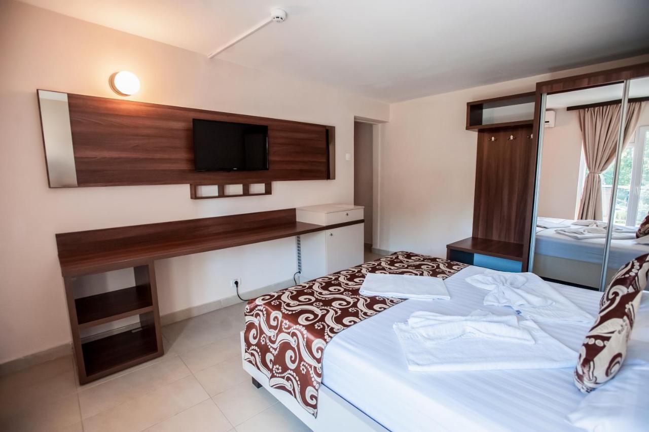Jijo'S Hotel Mamaja Zewnętrze zdjęcie
